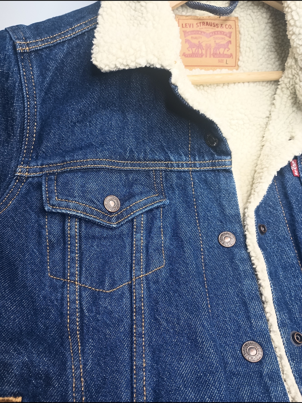 Women's Levi's Blue Denim Sherpa-Trim Jean Jean Jacket Size L - Picture 4 of 9